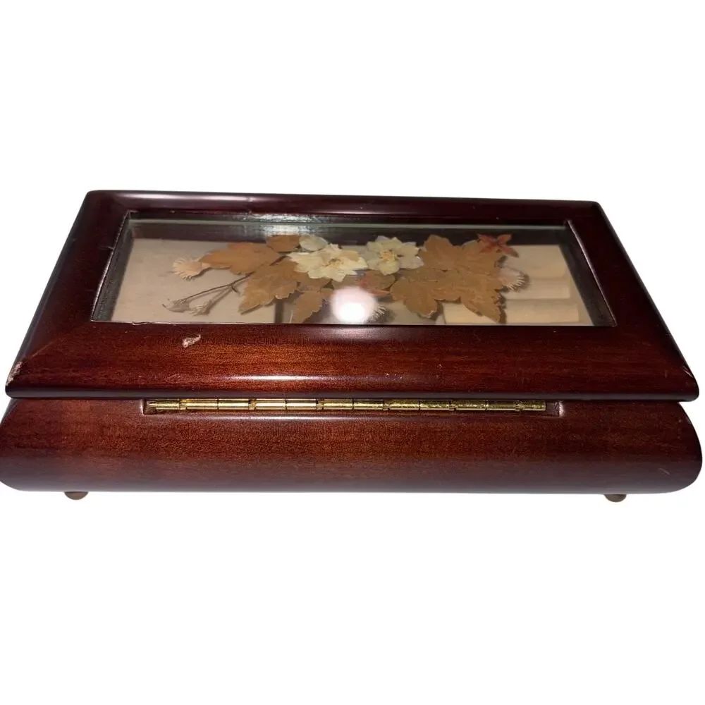 Vintage Bombay Co Musical Jewelry‎ Box Wood Pressed Flowers Plays Love Story